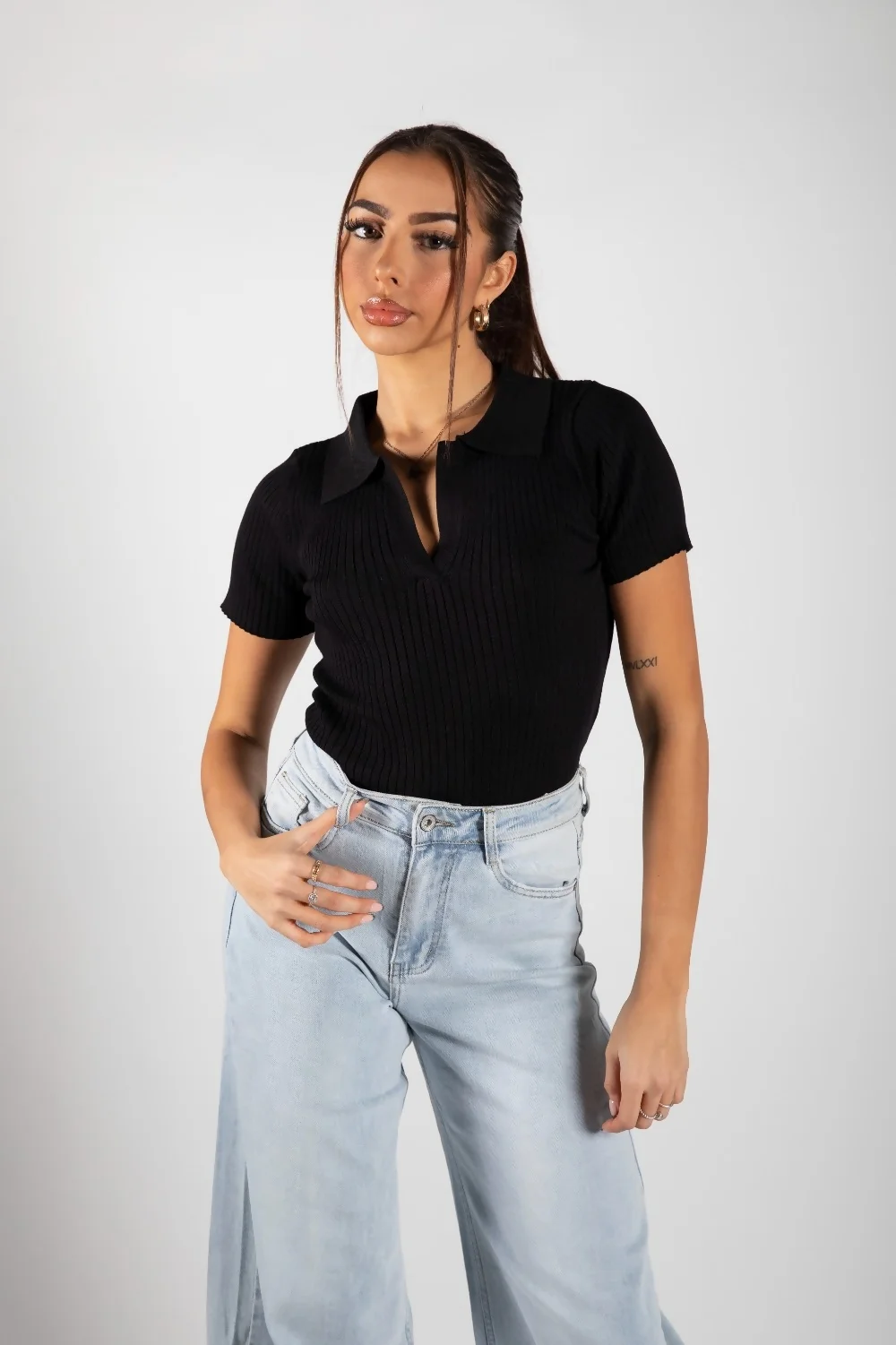 Black Ribbed Collared Short Sleeve Top