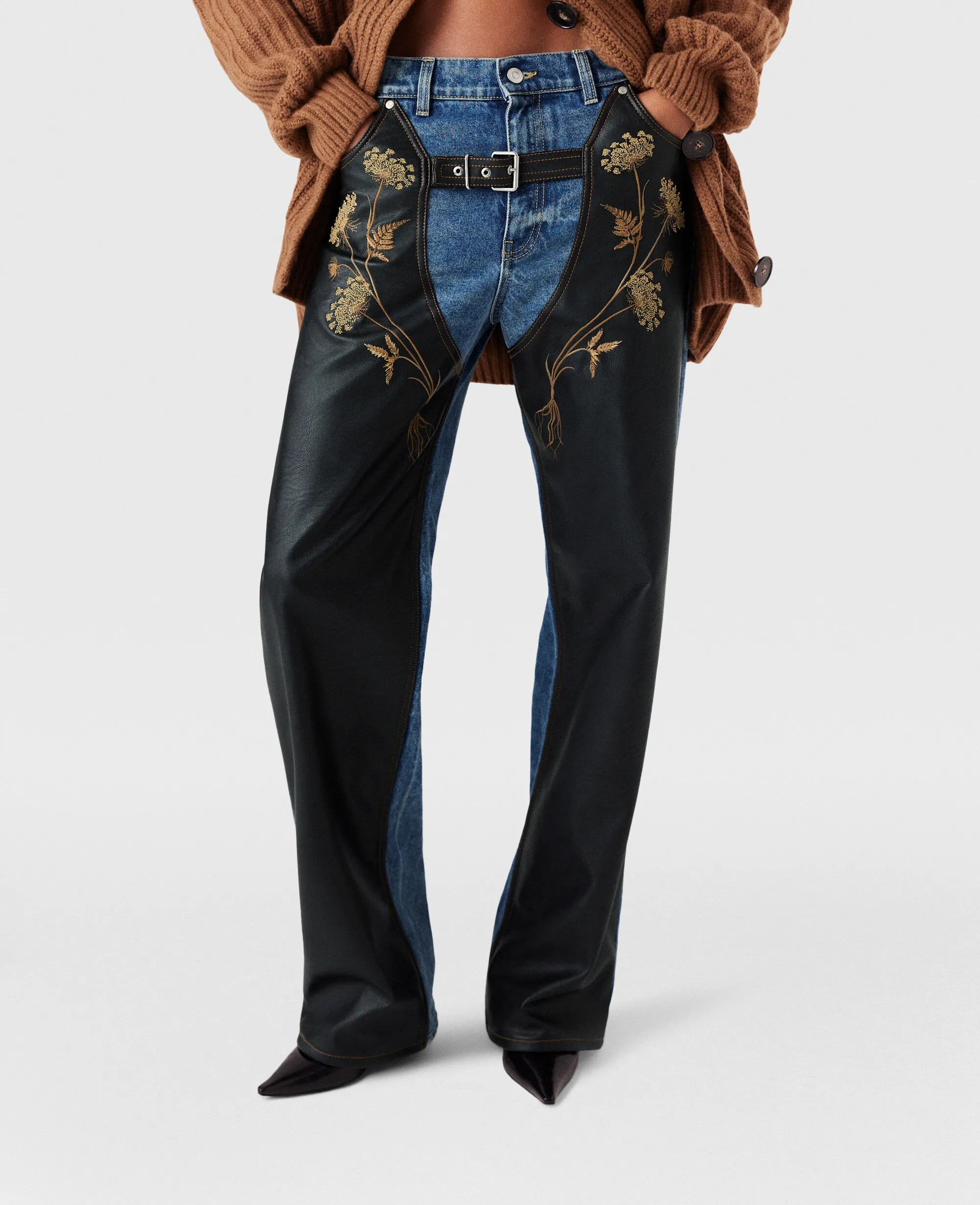 Chaps Embroidered Straight-Leg Jeans