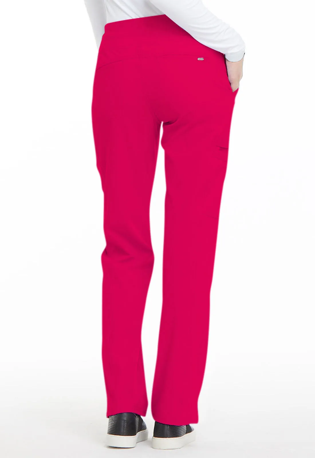 Elle Simply Polished Mid Rise Straight Leg Pull-on Pant in Rouge