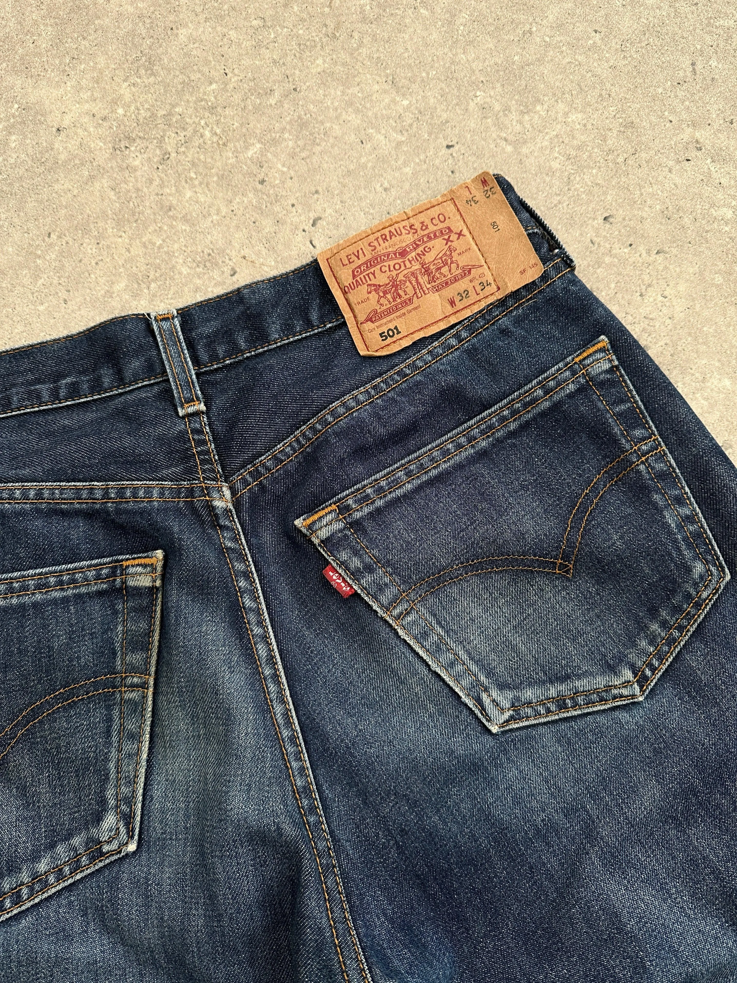 Levi’s 501 Distressed Straight Leg Denim Jeans - W30