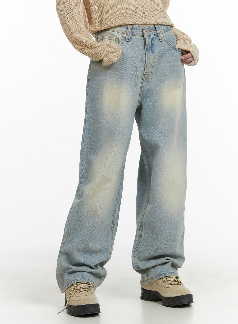 Light Washed Wide Leg Jeans CA403