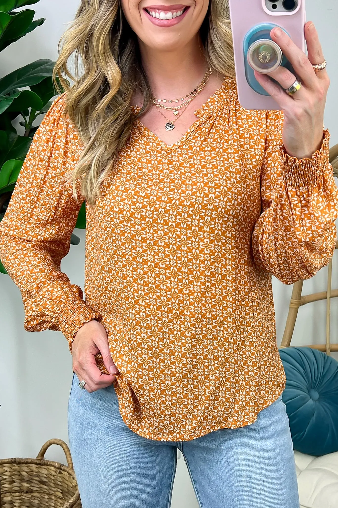 Mireyah Floral Print V-Neck Top