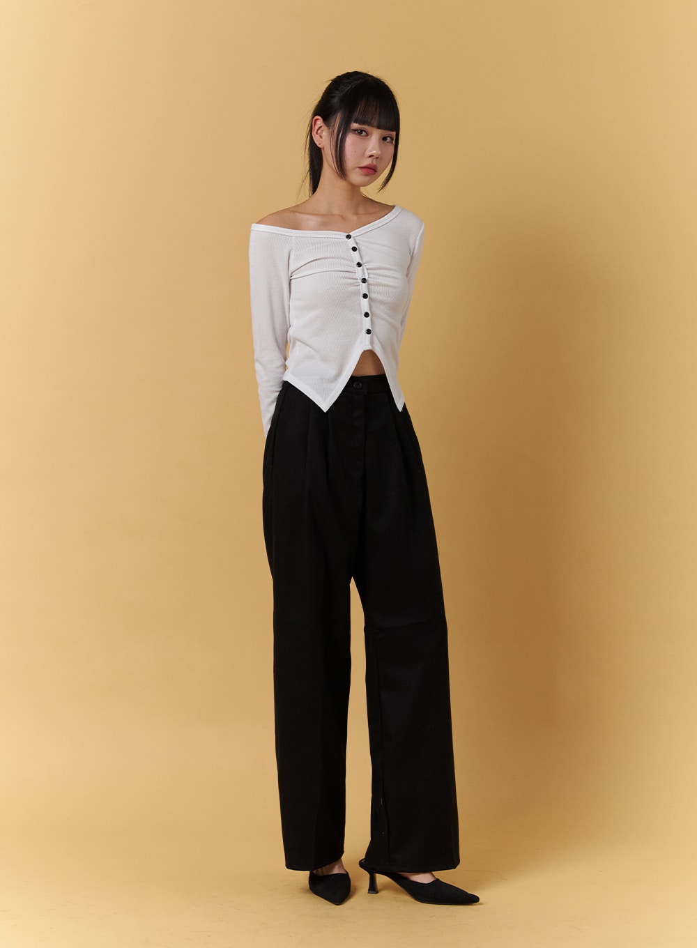 Off-Shoulder Crop Top CJ404