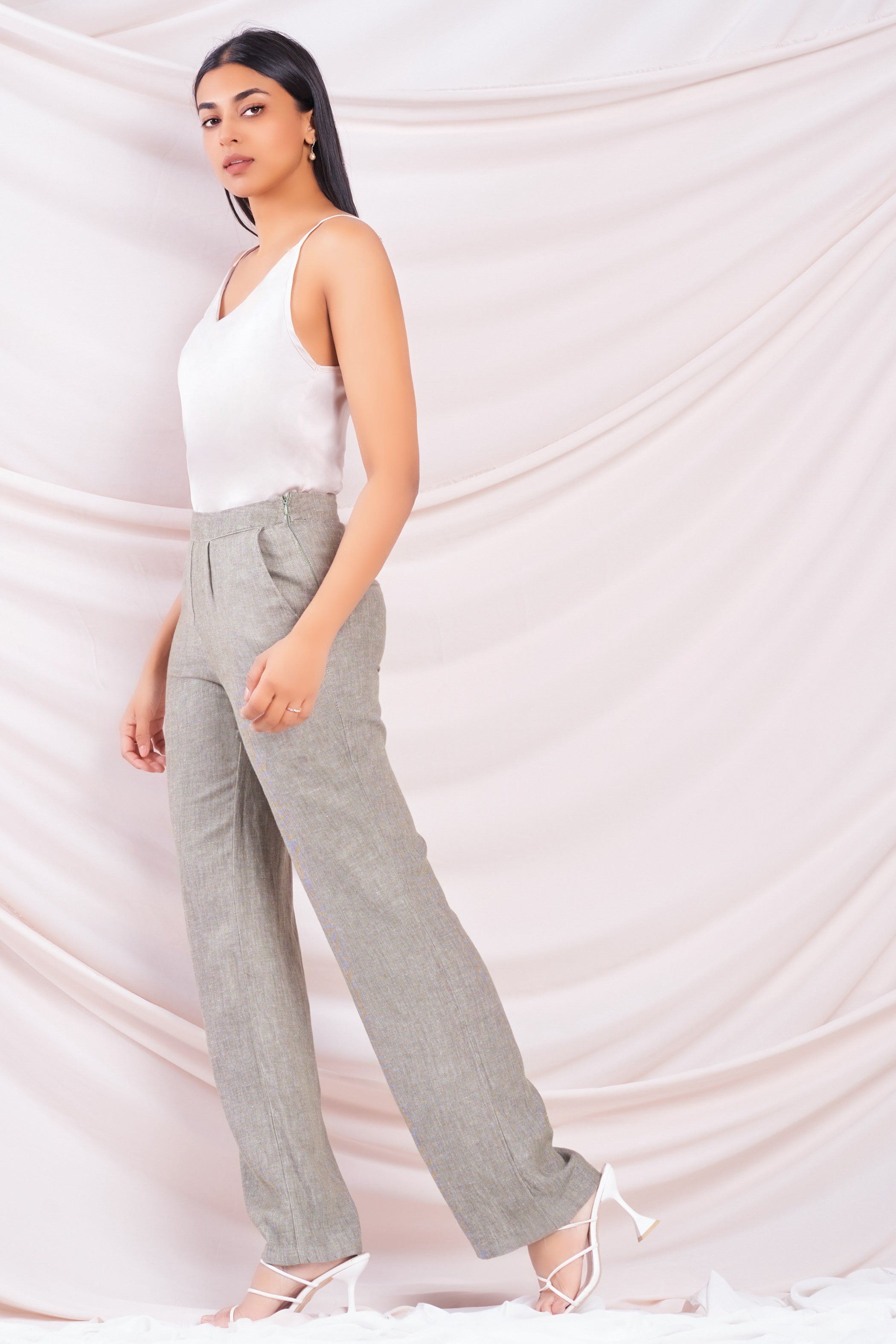 Pleated Linen Pant