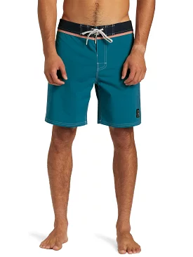 Quiksilver Mens Original Straight Leg Solid 18 Boardshorts