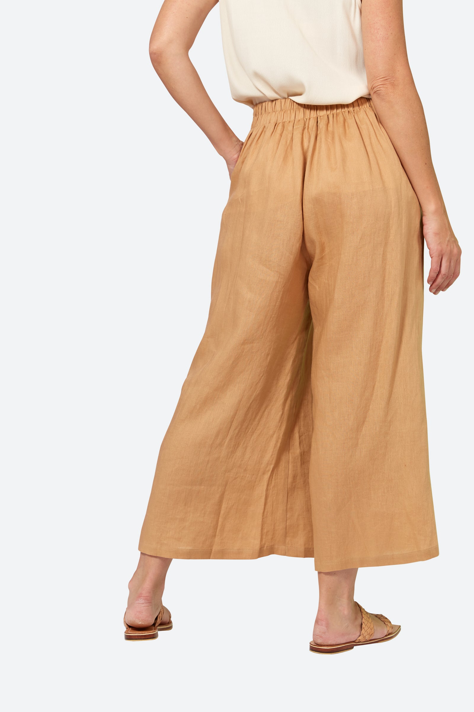 SALE -  La Vie Crop Linen Pant - Caramel