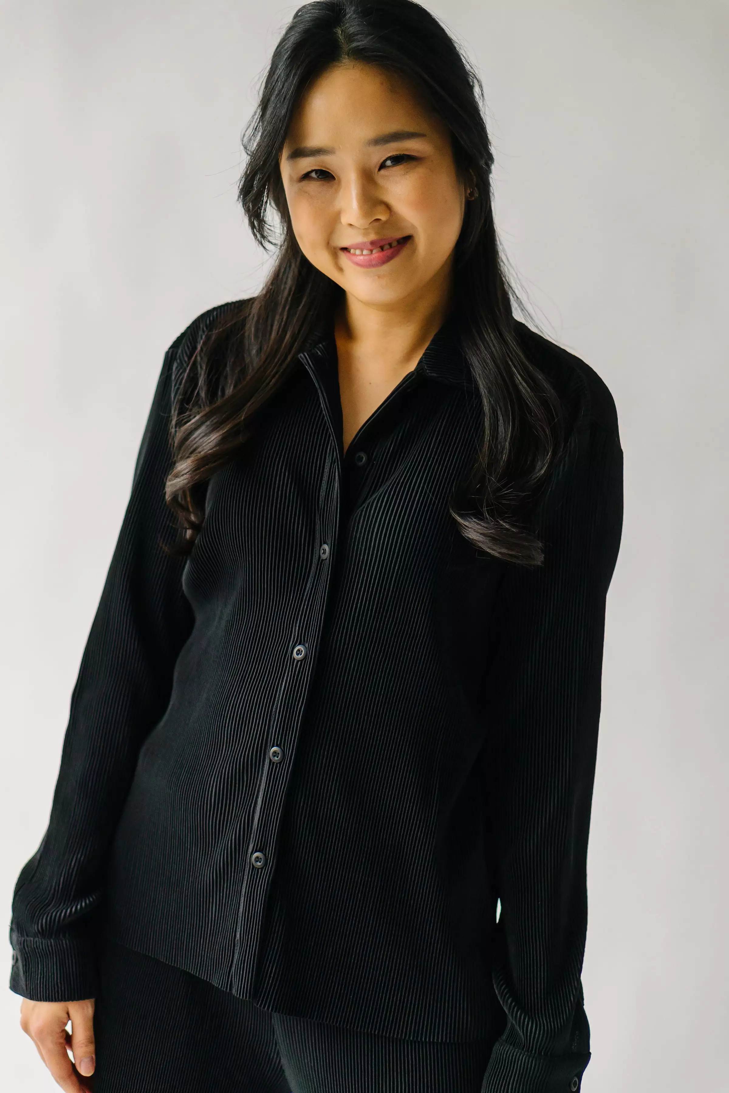 The Serena Crinkle Button Up Blouse in Black