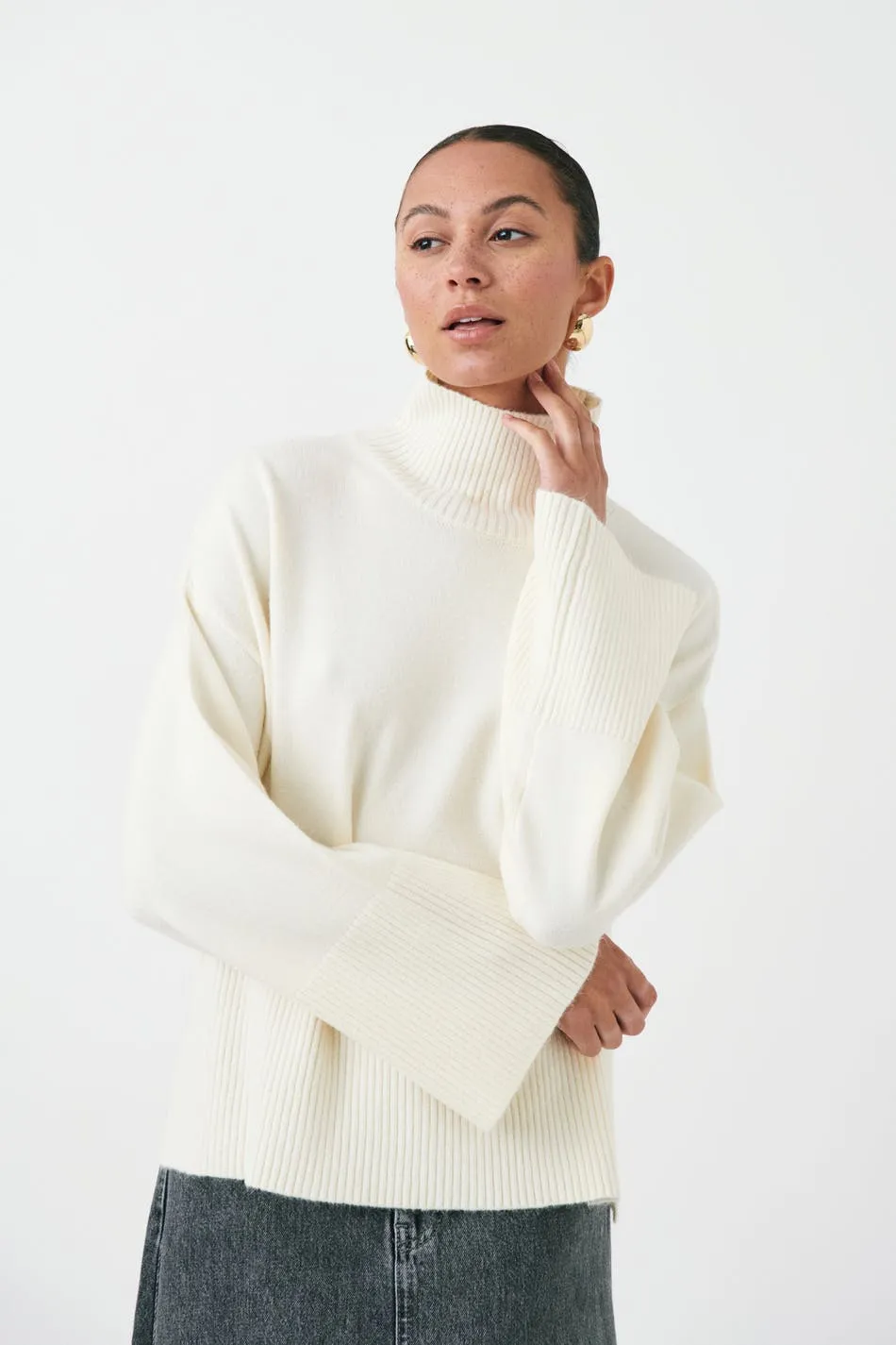 Turtleneck knitted sweater