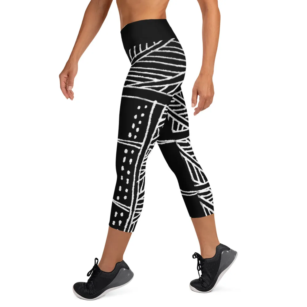 Yoga Capri Leggings Marlin Story Black